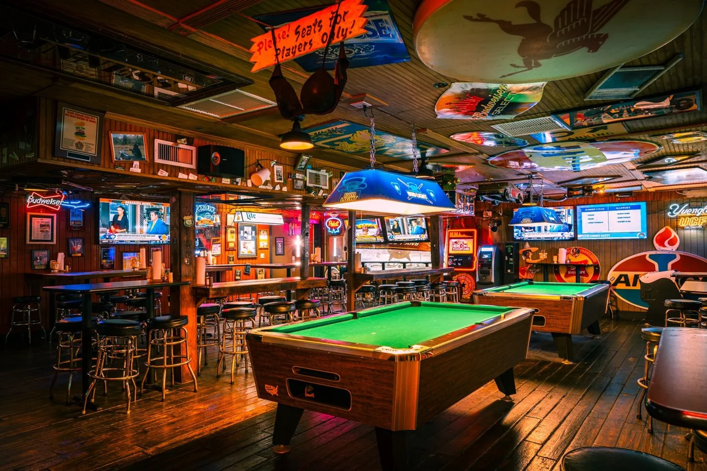 Johnny's Fillin' Station, business photo 2