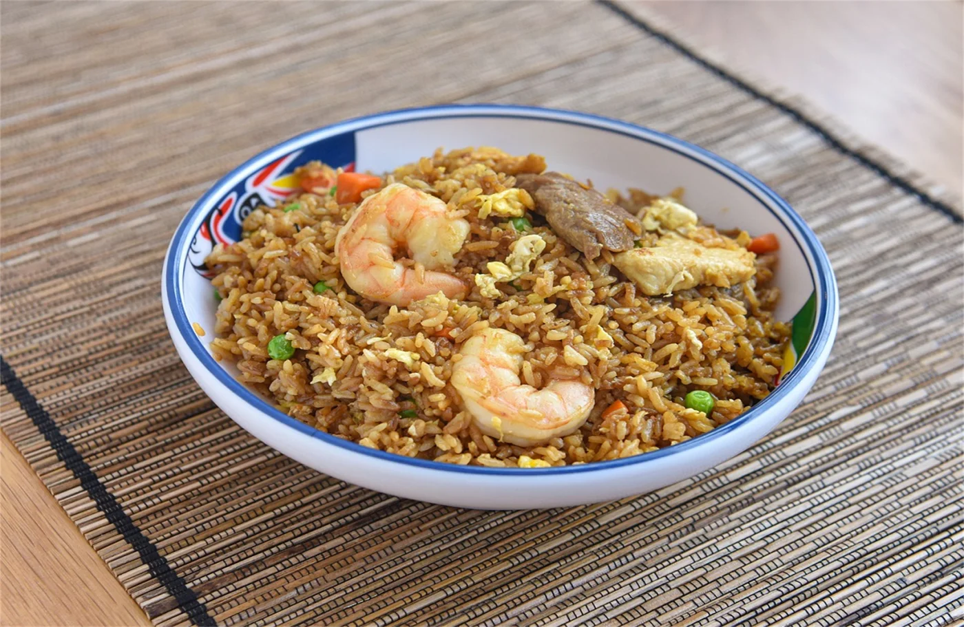 LEE BISTRO ASIAN CUISINE, business photo 4